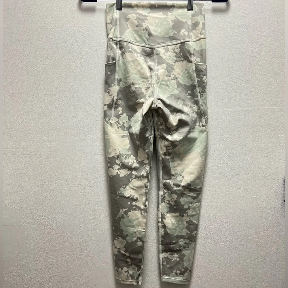 NWOT The North Face Women's Midline High-Rise Pocket 7/8 Leggings - Picture 7 of 7